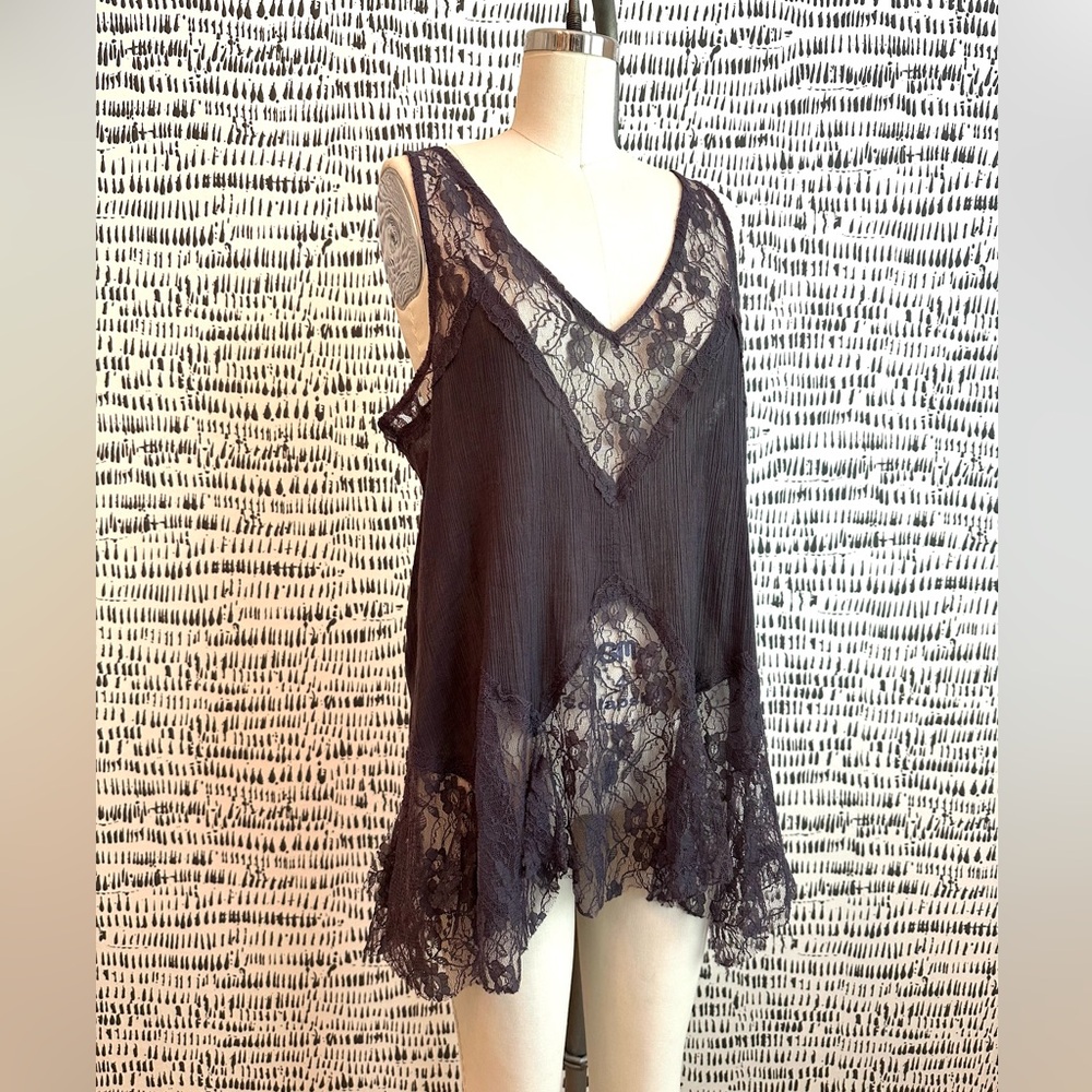 Free People Intimately Size Medium Lace Tank / Slip / Top / Mini Dress -Gorgeous
